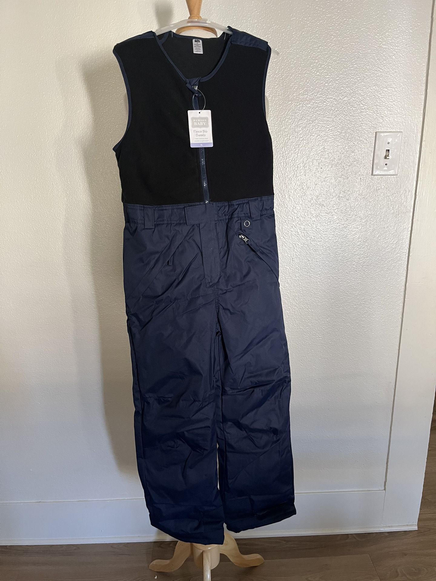HUDSON BABY NEW WITH TAGS NAVY BLUE & BLACK SNOW/WINTER BIB SIZE XL
