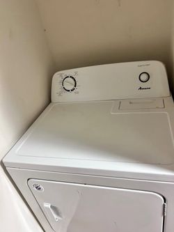 White Amana Dryer