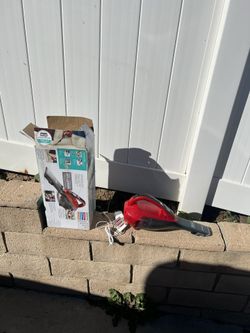 Cordless Vacuum 