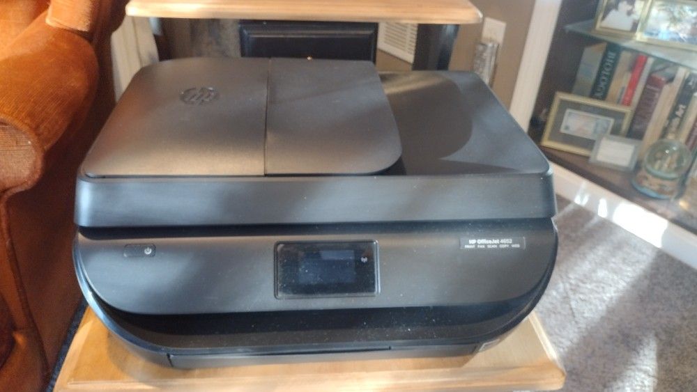 HP Office Jet 46521 Color ALL IN ONE 