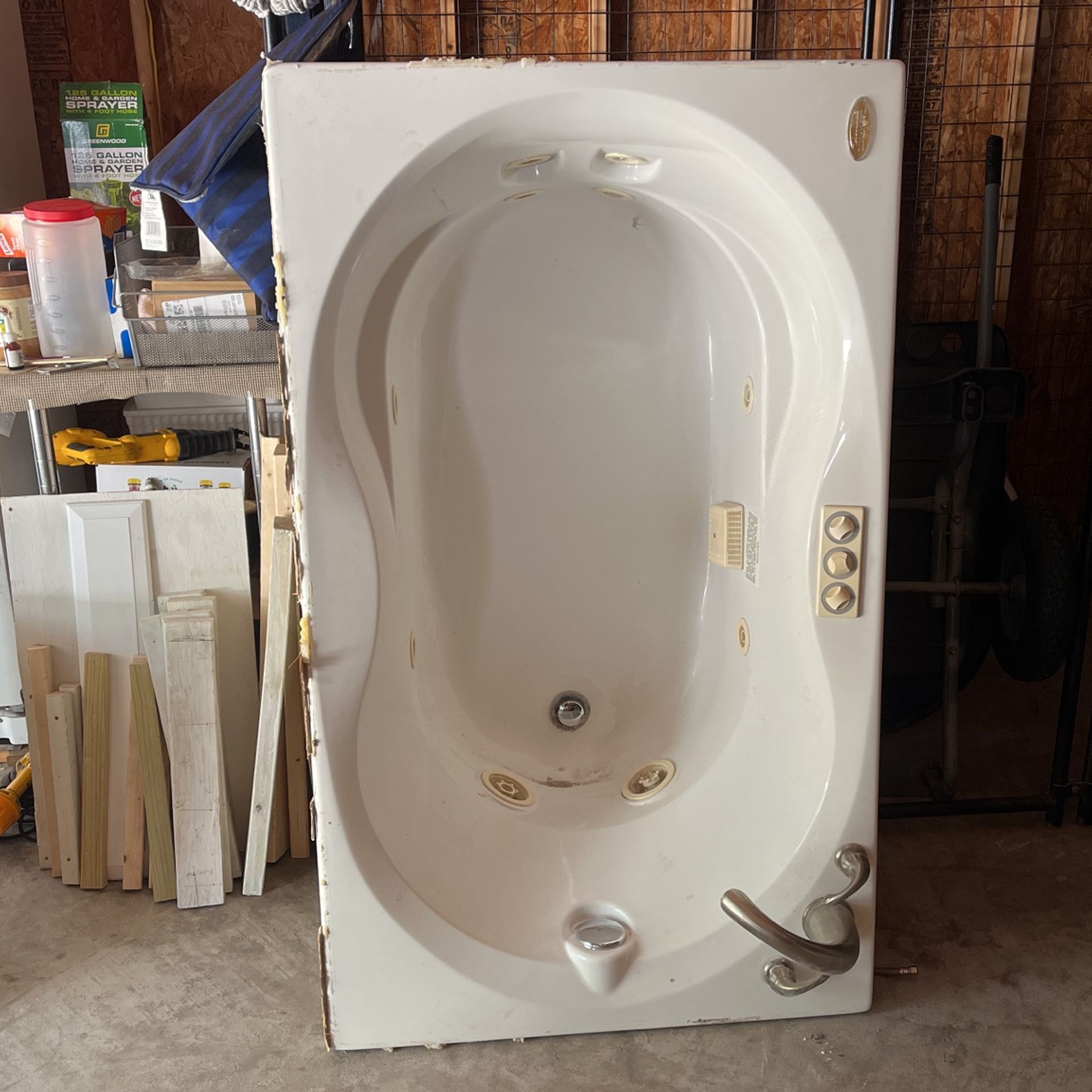 Whirlpool Bath Jacuzzi