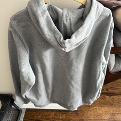 Men’s Brand new Puma hoodie. 