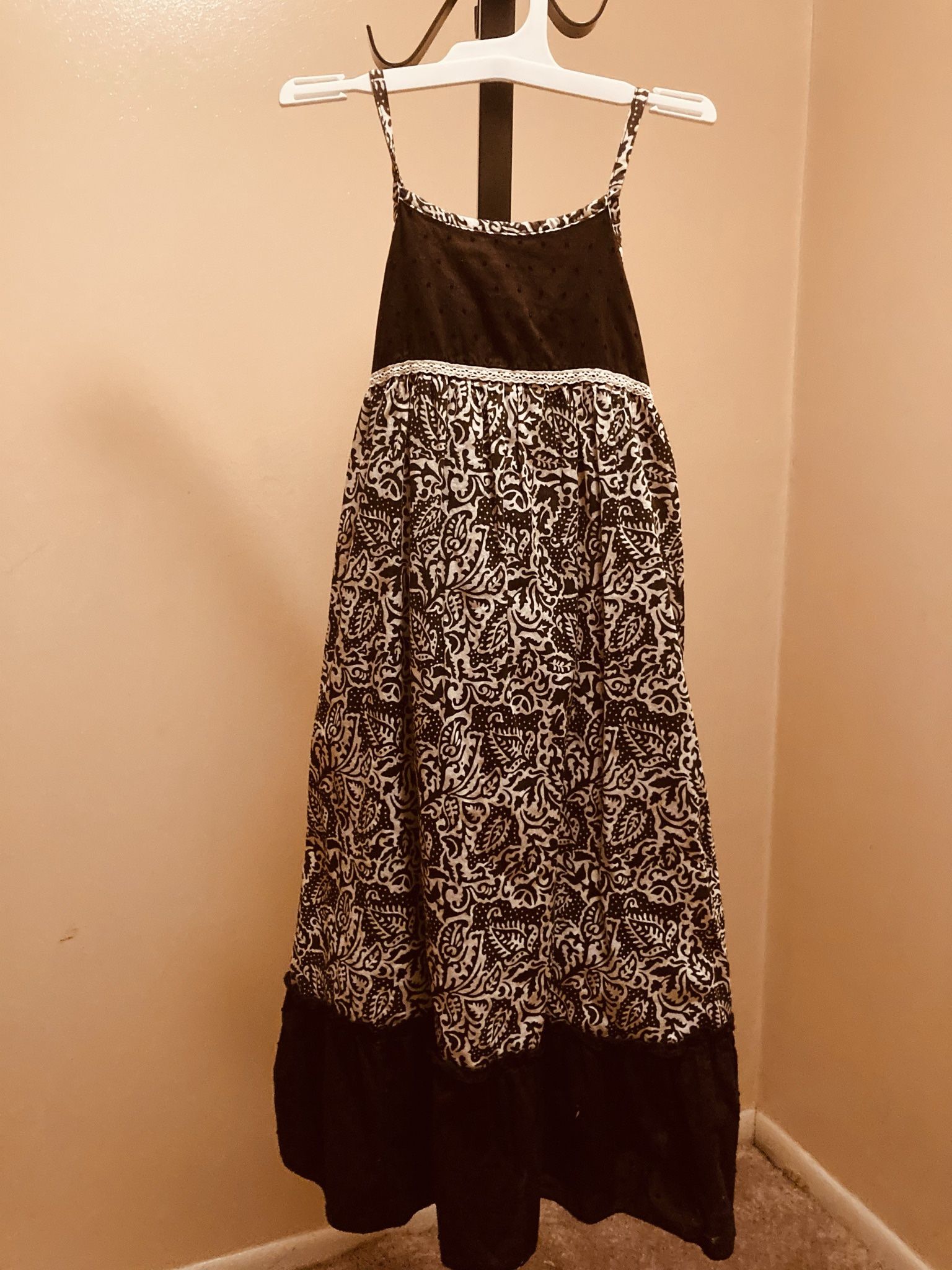 Size 5T New/Never Worn Sundress