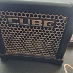  Guitar Amplifier Cube 