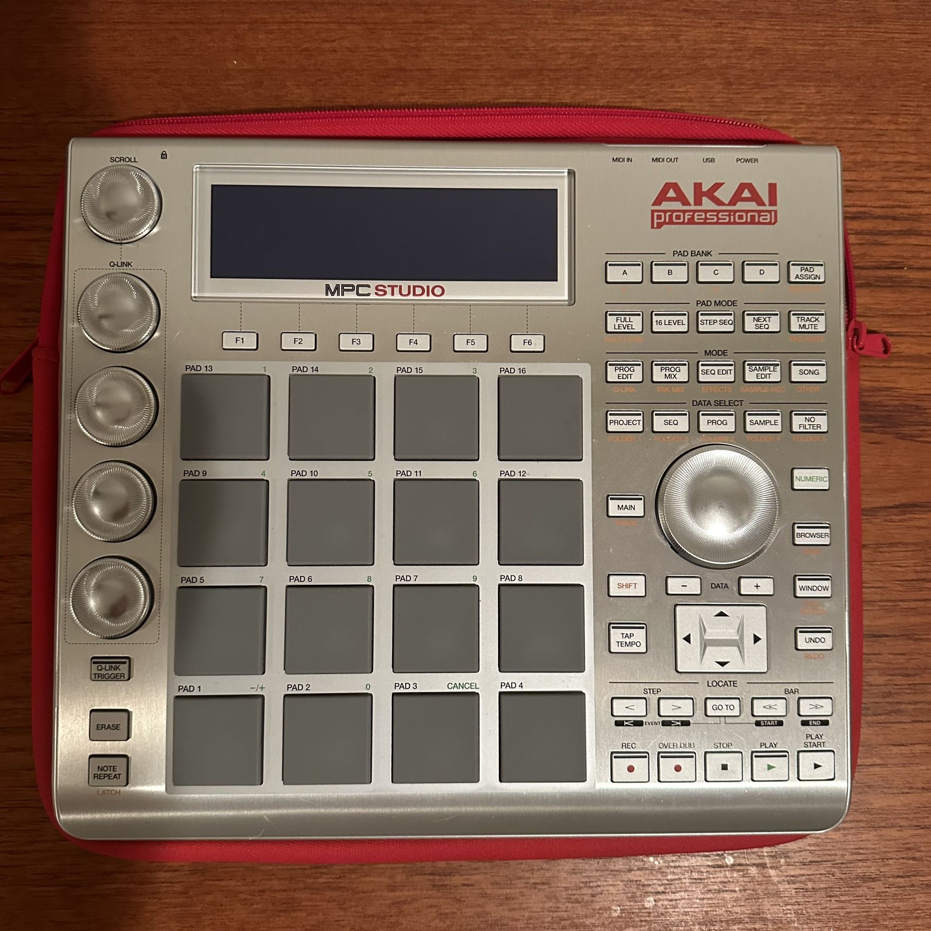 Akai MPC Studio Grey