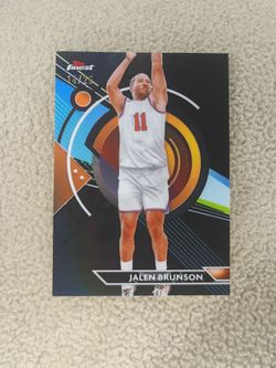 Jalen Brunson 2024 Topps Finest Common Black Refractor /25