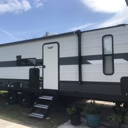 2021 Forest River Wildwood 26ft Camper