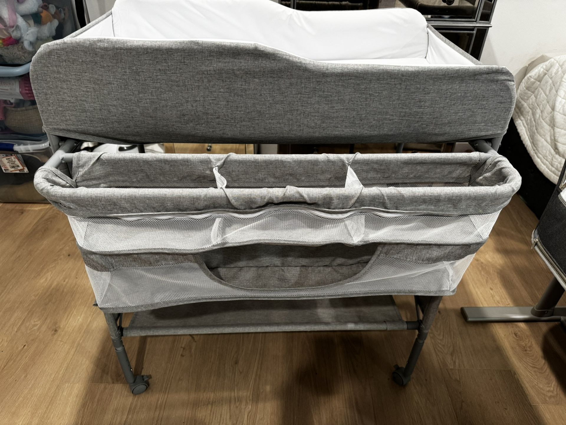 Portable Baby Changing Table, Foldable Changing Table Dresser Baby Changing Station, Height Adjustable Waterproof Diaper Changing Table Pad Topper, Ne