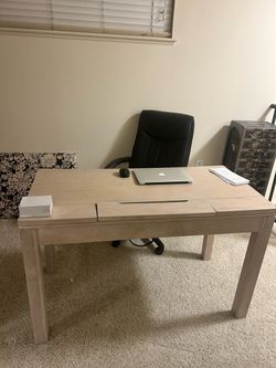 Light Wood Writing Desk with Cable Slot