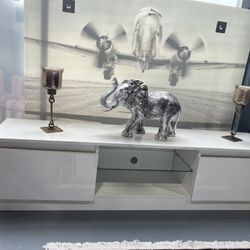 60” TV STAND WITH LED WHITE GLOSSY