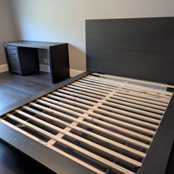 Three Piece Wood Bedroom Set