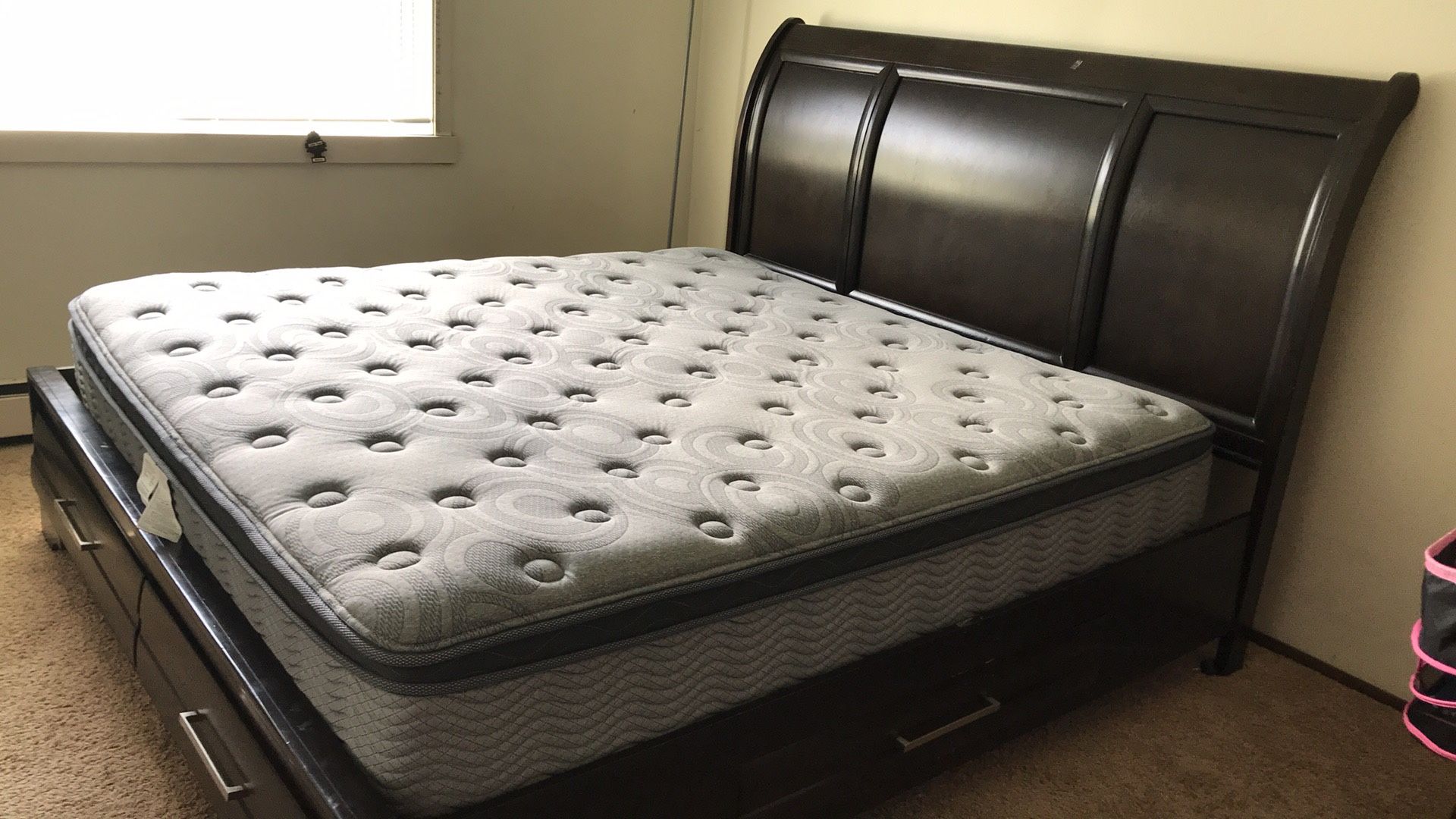 King size bed