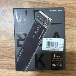 1TB Gaming NVMe Gen 4 PCIe M.2 SSD 2(contact info removed) MB/s Western Digital BLACK SN850X