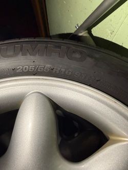 Mercedes Benz c240 4-matic 2004 tires