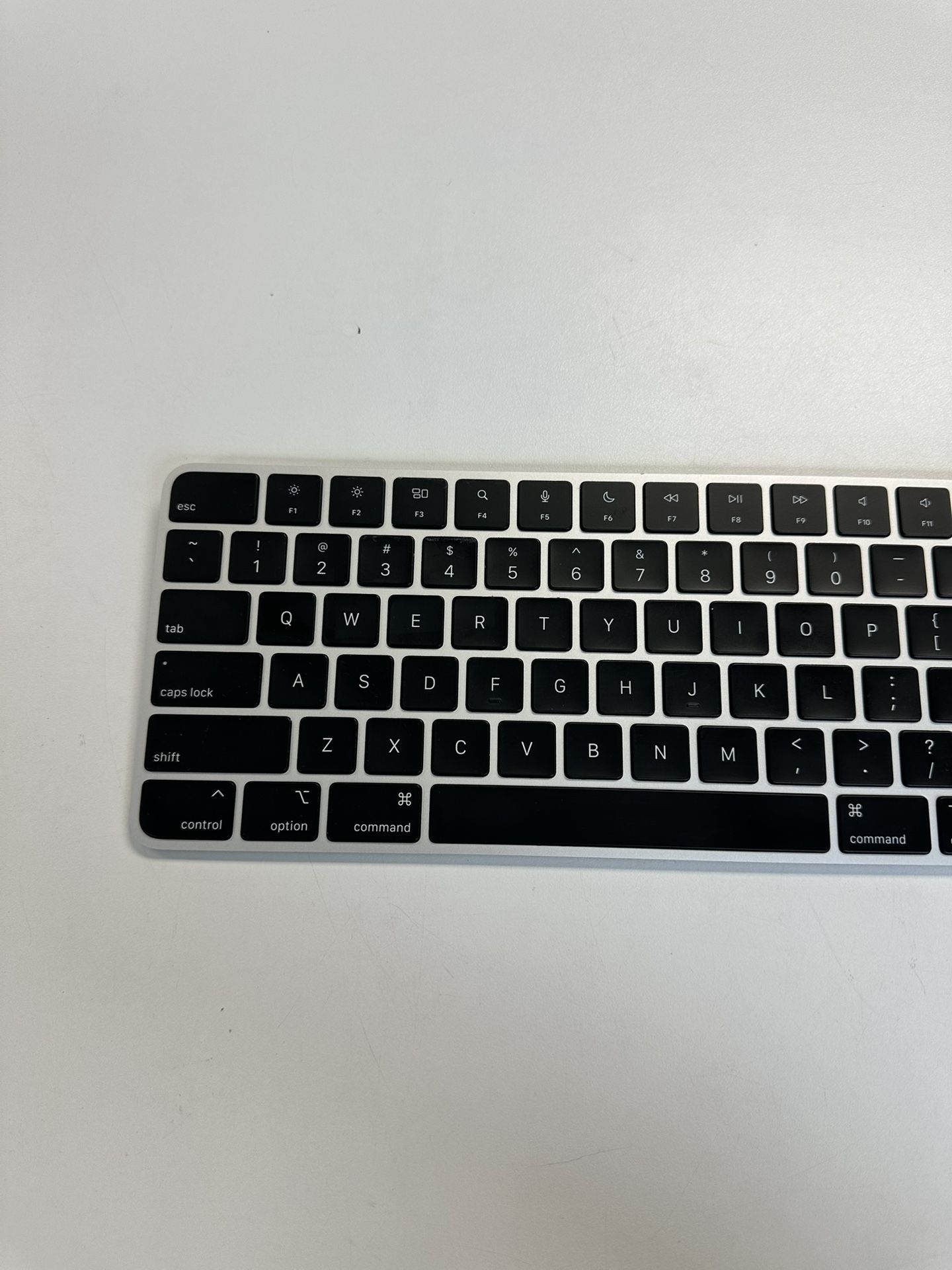 Apple Magic Keyboard w/Touch ID & Numeric Keypad Black ,Model A2520