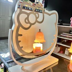 HELLO KITTY IMPRESSIONS VANITY MIRROR