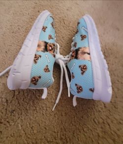 Yorkshire terriër shoes size 2 big kid