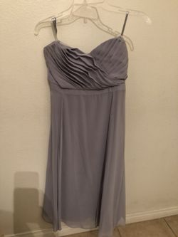 Semi formal / formal dress / prom / wedding size 6 - grey.