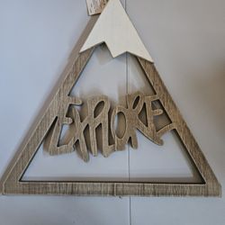NWT Explore Mountain Wooden Decor Boys