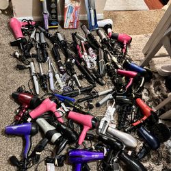 Hair Dryer’s Hair Straight And Hair Curly Like New 12$ For Each 