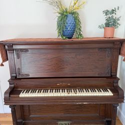 Macphail piano 