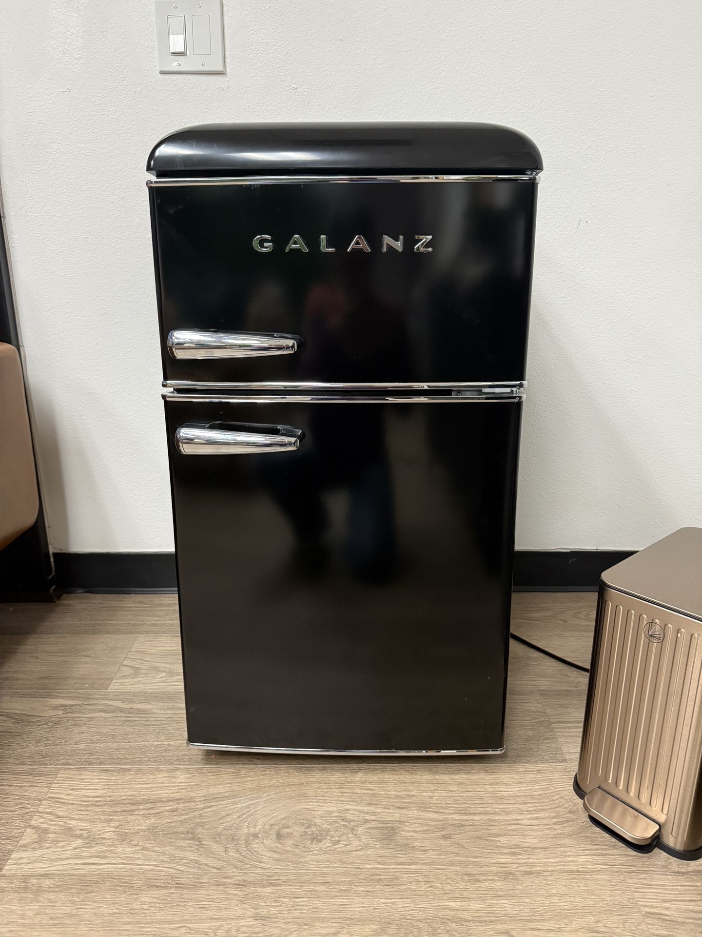 Galanz Mini Fridge + Freezer (Black)