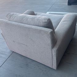 Swiveling Chair