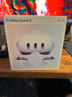 Meta Quest 3 VR Headset w/ Controllers & Charger – Excellent Condition