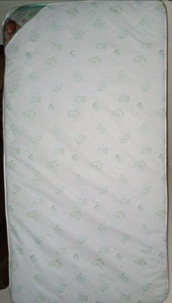 FREE GRATIS BABY CRIB TODDLER  MATTRESS