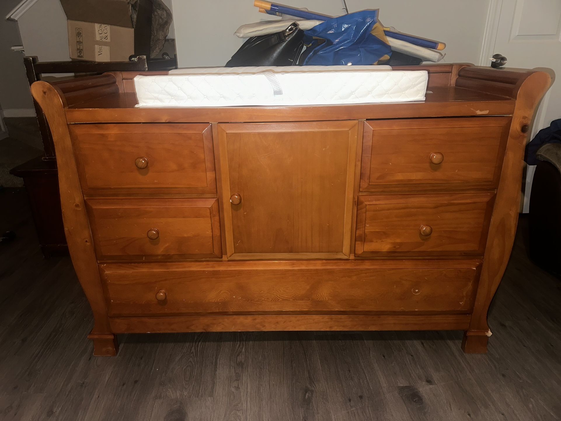 Baby changing Table