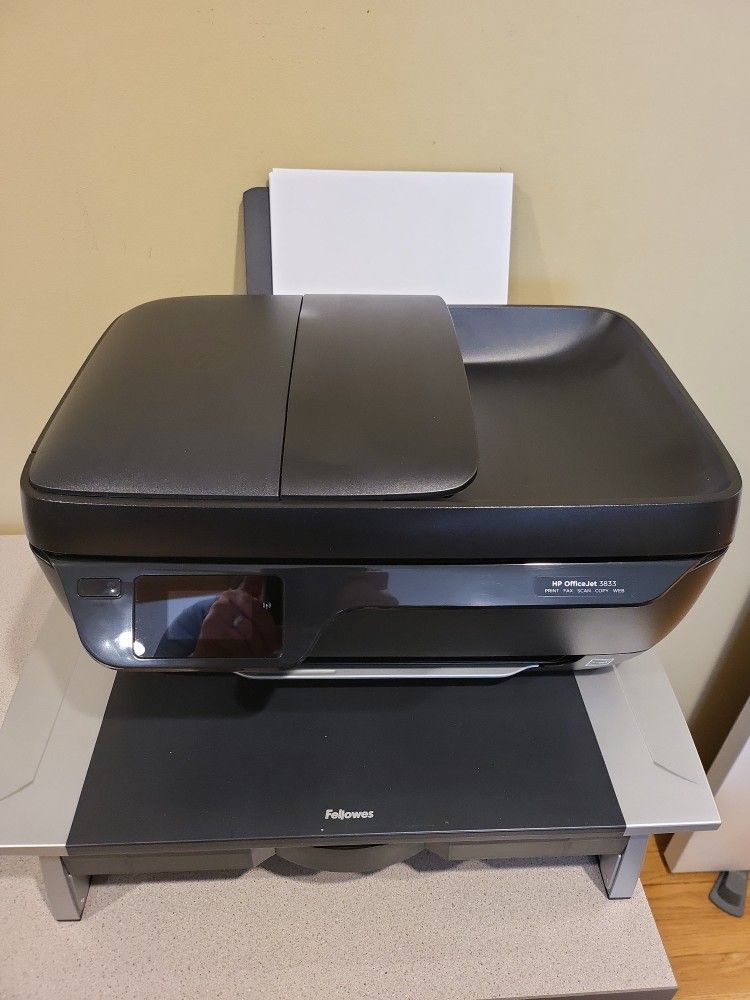 HP Color Office Jet 3833
