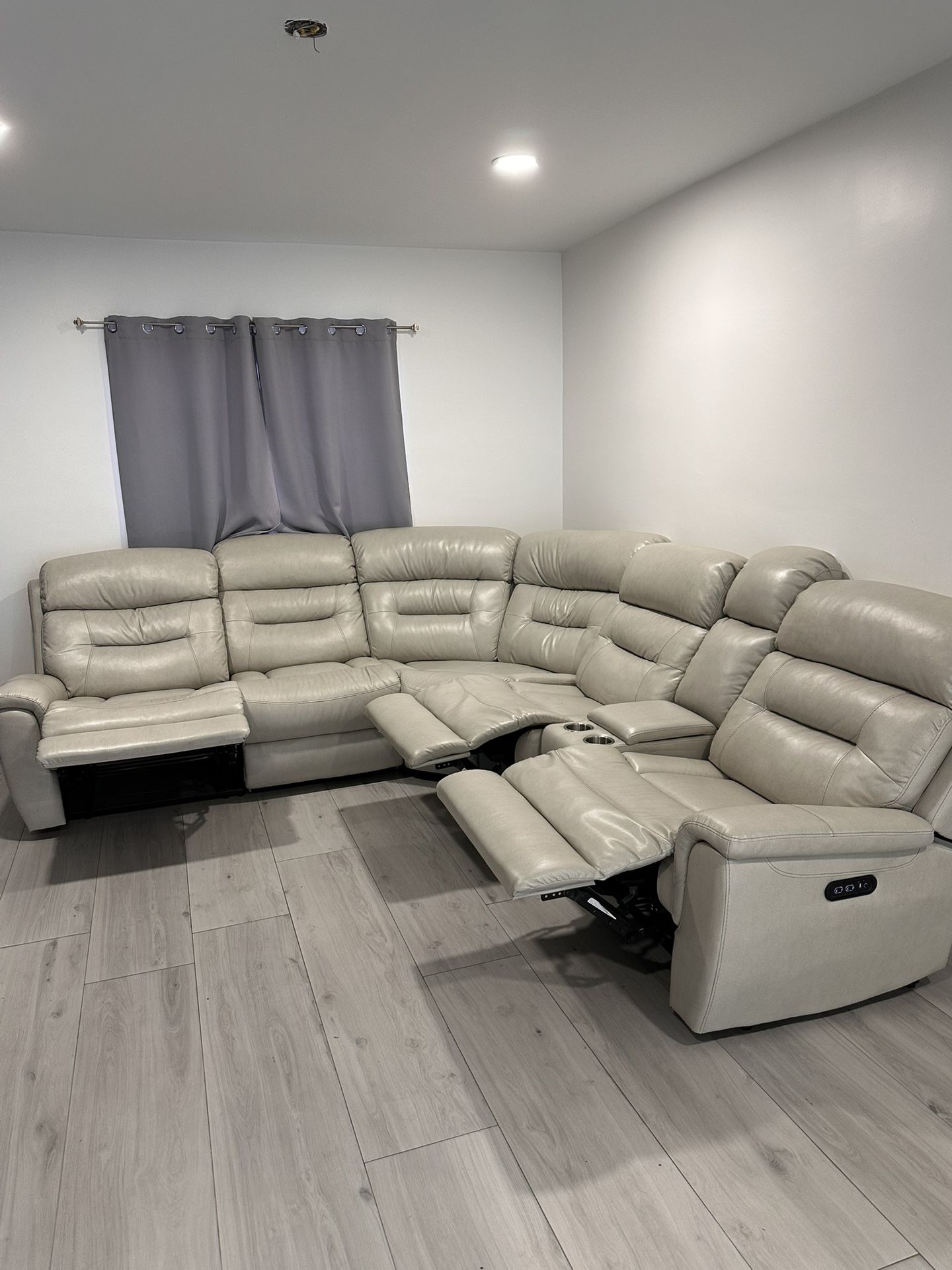 Sectional Couch Recliner