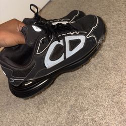 Dior B30 Size 9