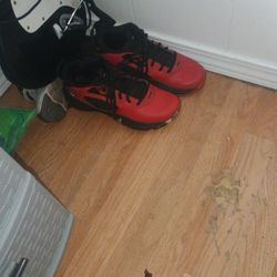 M/W  Under Armour Basketball Shoes 