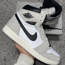Air Jordan 1 Retro 