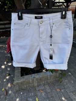 Kensie White Cuffed Denim Bermuda Shorts size 28