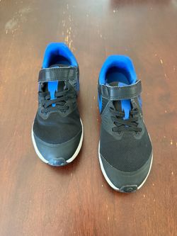 Nike boys shoes, size 2