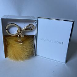 New with box Michael Kors MK fur pom pom key charms chains sunflower color