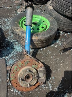 1986 Honda CRX Front Right Suspension $120