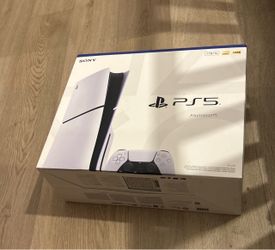 Brand new ps5 slim 1TB
