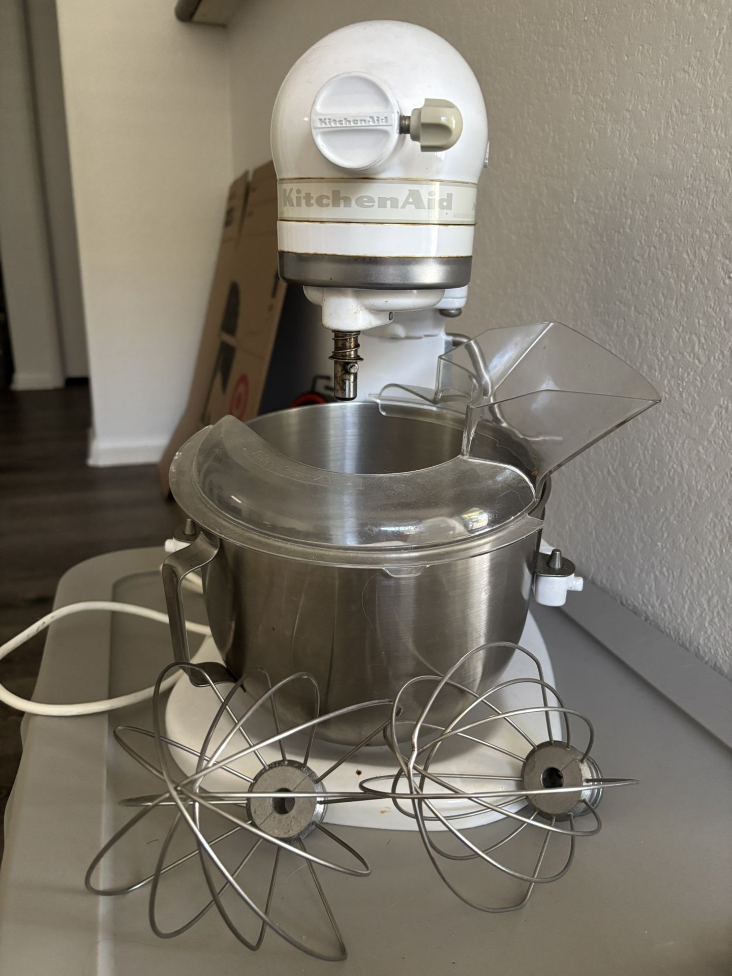 KitchenAid. Bowl Lift & Mixer