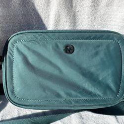 Lululemon Crossbody Camera Bag 