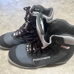 Fischer BCX 4 Thinsulate Back Country Cross Country Ski Boots EU46