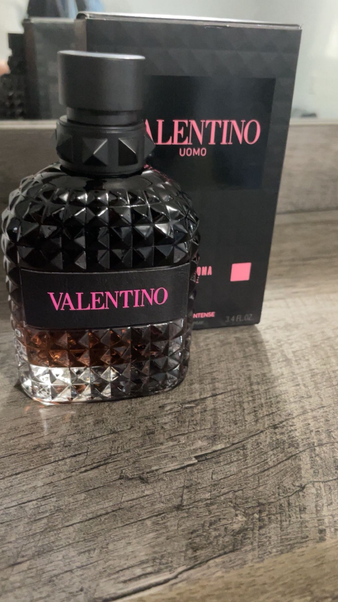 valentino born in roma intense