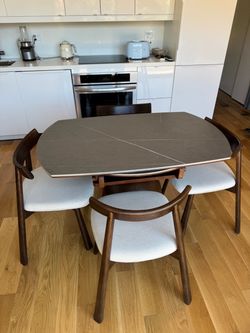 Dining table/desk and 4 chairs