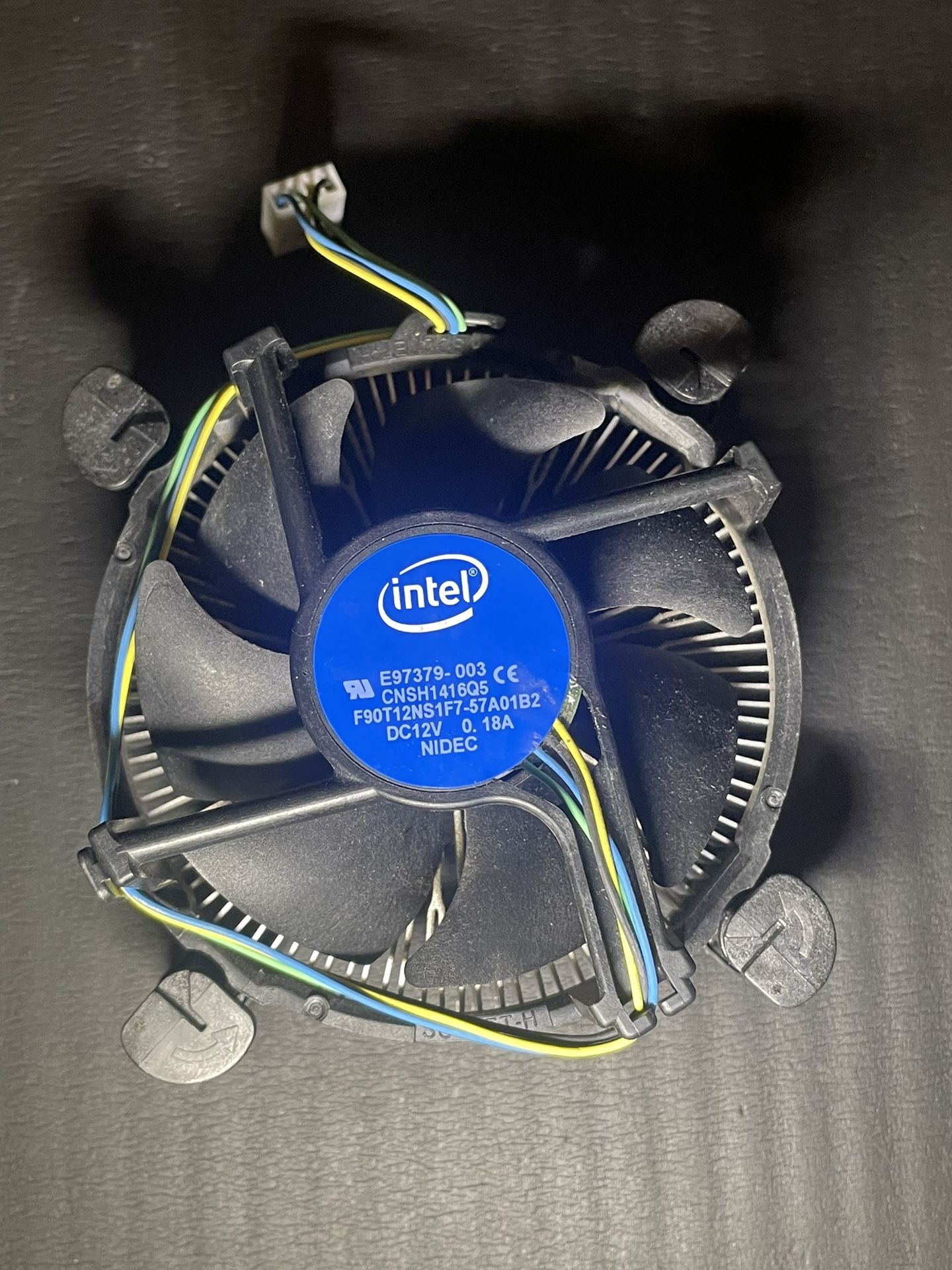 Stock intel cooler great condition condition