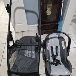 New Car Seat And Stroller 