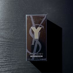 MESSAINT AURENT EAU DE PARFUM