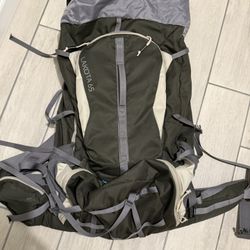 Olive  Kelty Lakota 65 L  Hiking Backpack Traveling External Frame