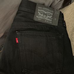 Men’s Levi’s barely worn